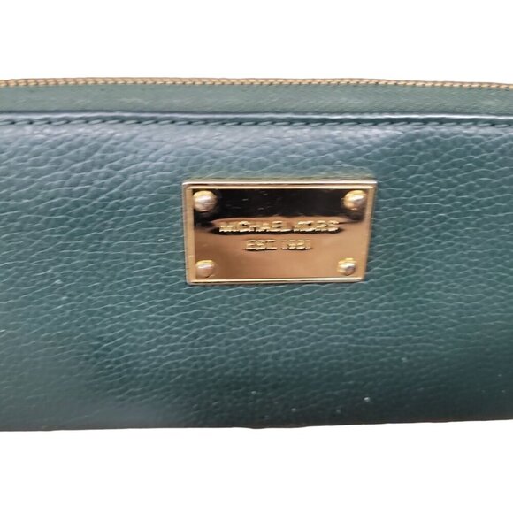 Michael Kors Large Wallet Green Pebbled Leather Zip Around Gold Tone Hardware - Picture 6 of 9